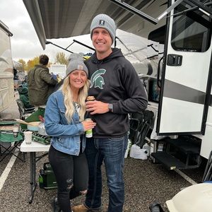 Meet your Posher, Adam